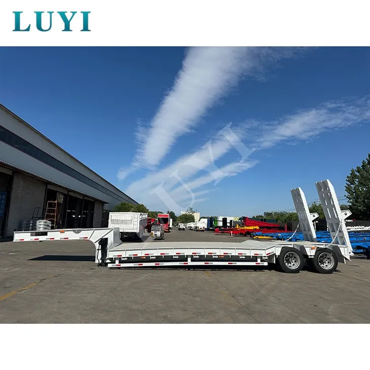 Két tengelyes gooseneck alacsony ágyú félig teherautók